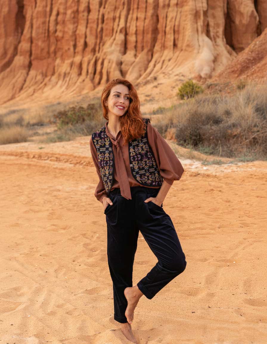 Weste MIA Dunkelblau mit Jacquard Muster