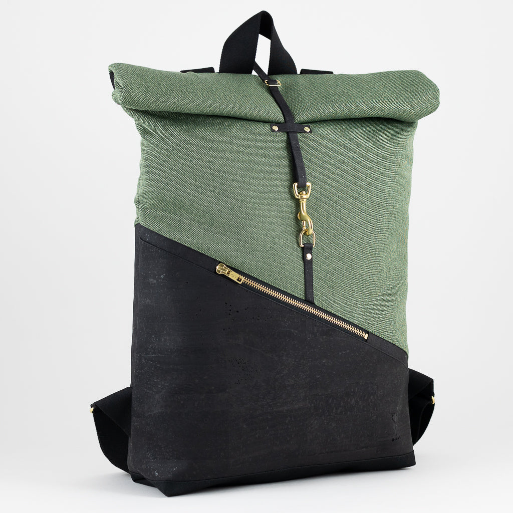 Großer Rolltop Rucksack Kork Schwarz Canvas Waldgrün mit Laptopfach - vegan und handgefertigt in Berlin | NOAS