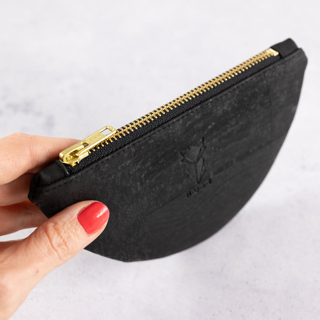 Moon Bag Geldbörse Kork Schwarz