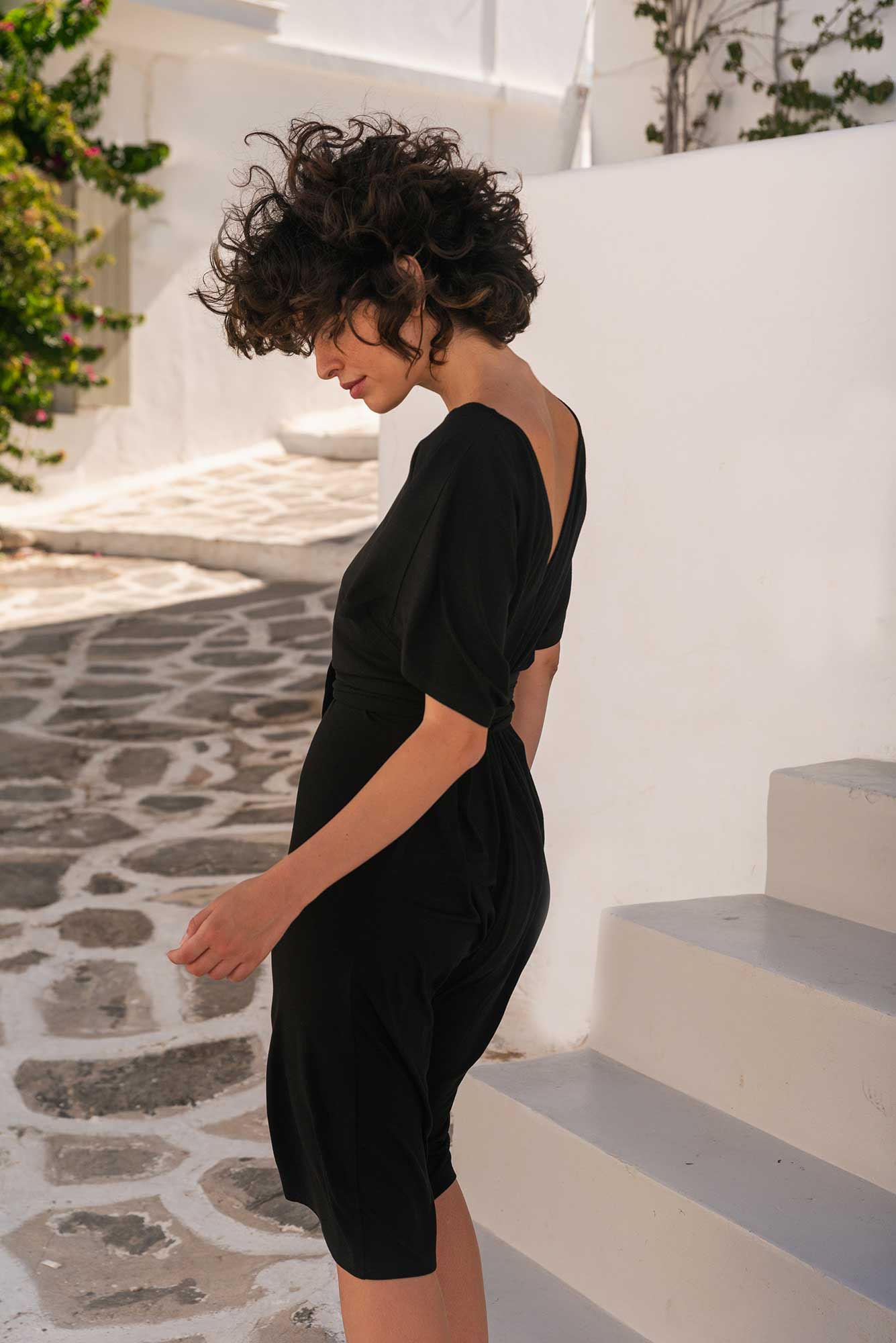 Schwarzes Wickelkleid ANNA aus ECOVERO® Jersey