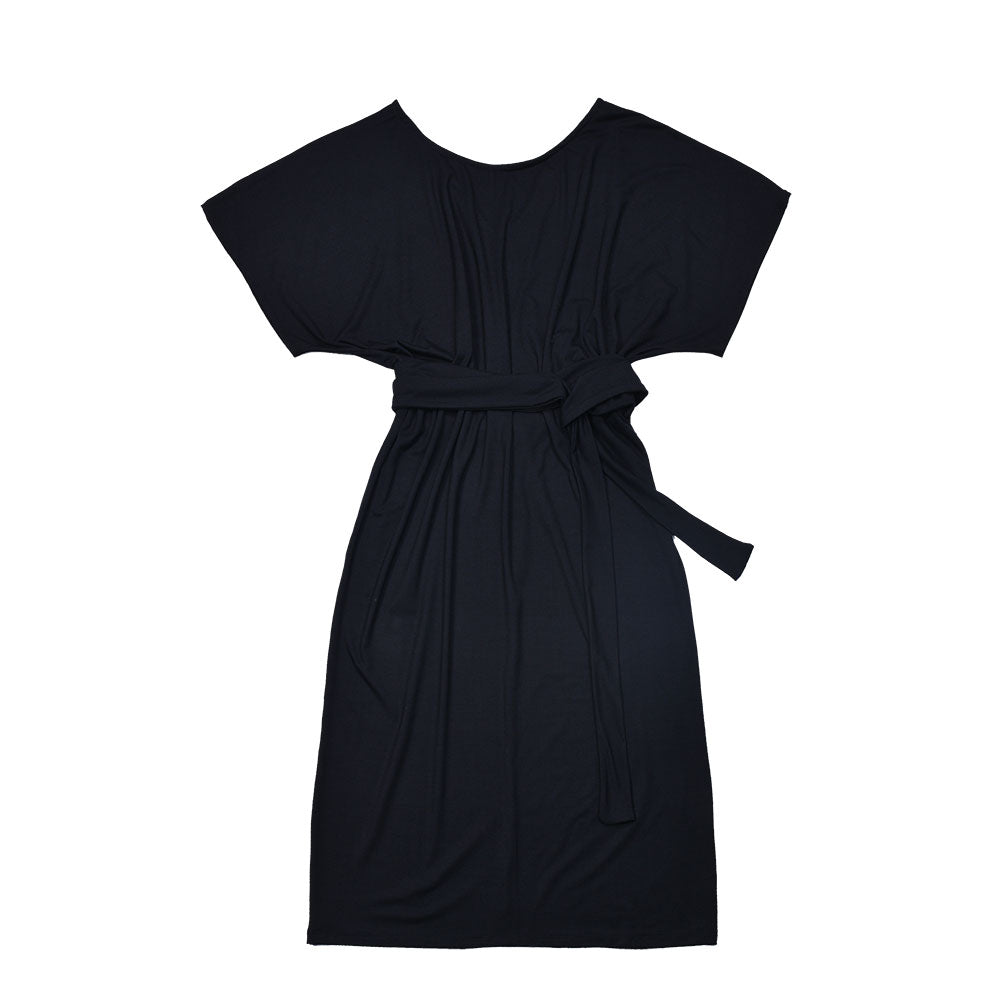 Schwarzes Wickelkleid ANNA aus ECOVERO® Jersey