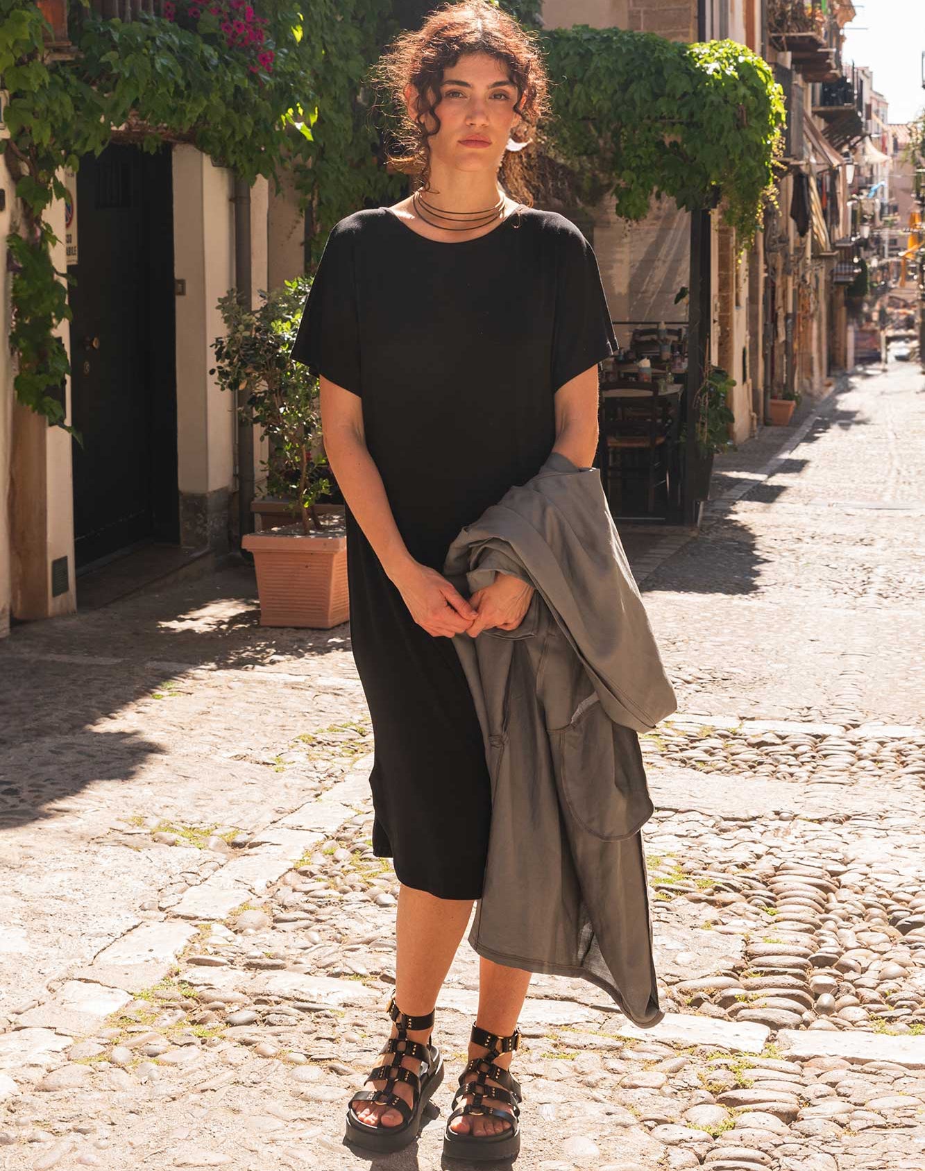 Rückenfreies Jerseykleid FARLO