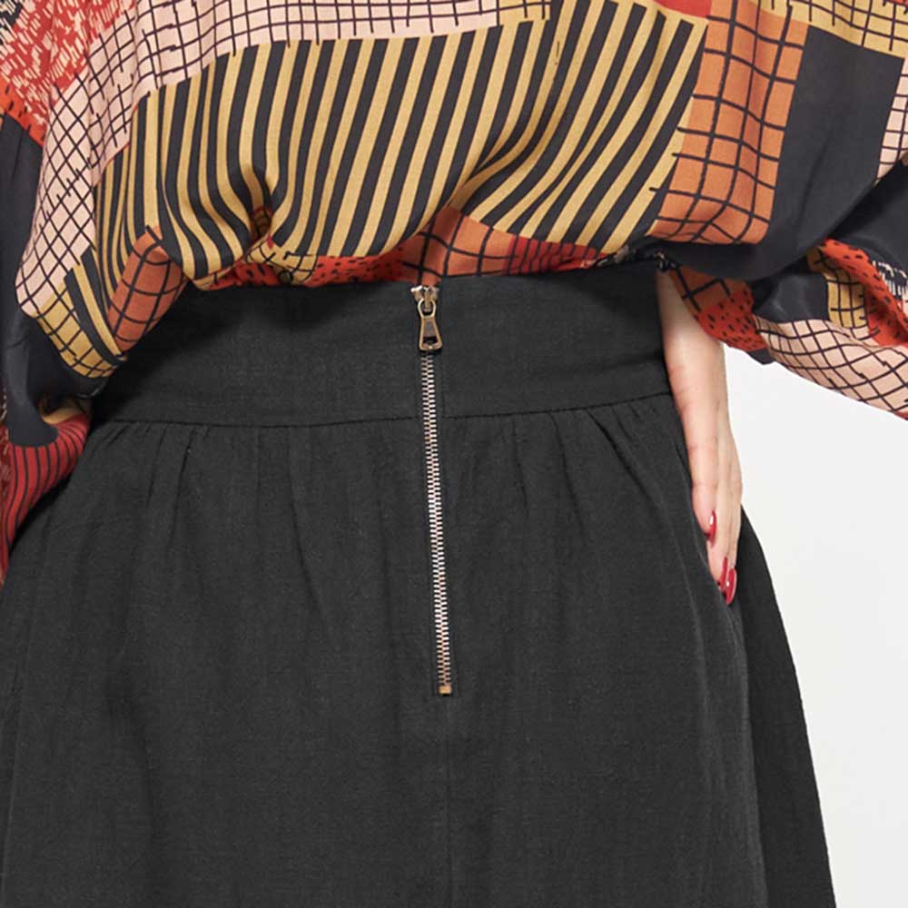 Schwarzer Leinenrock ZIP