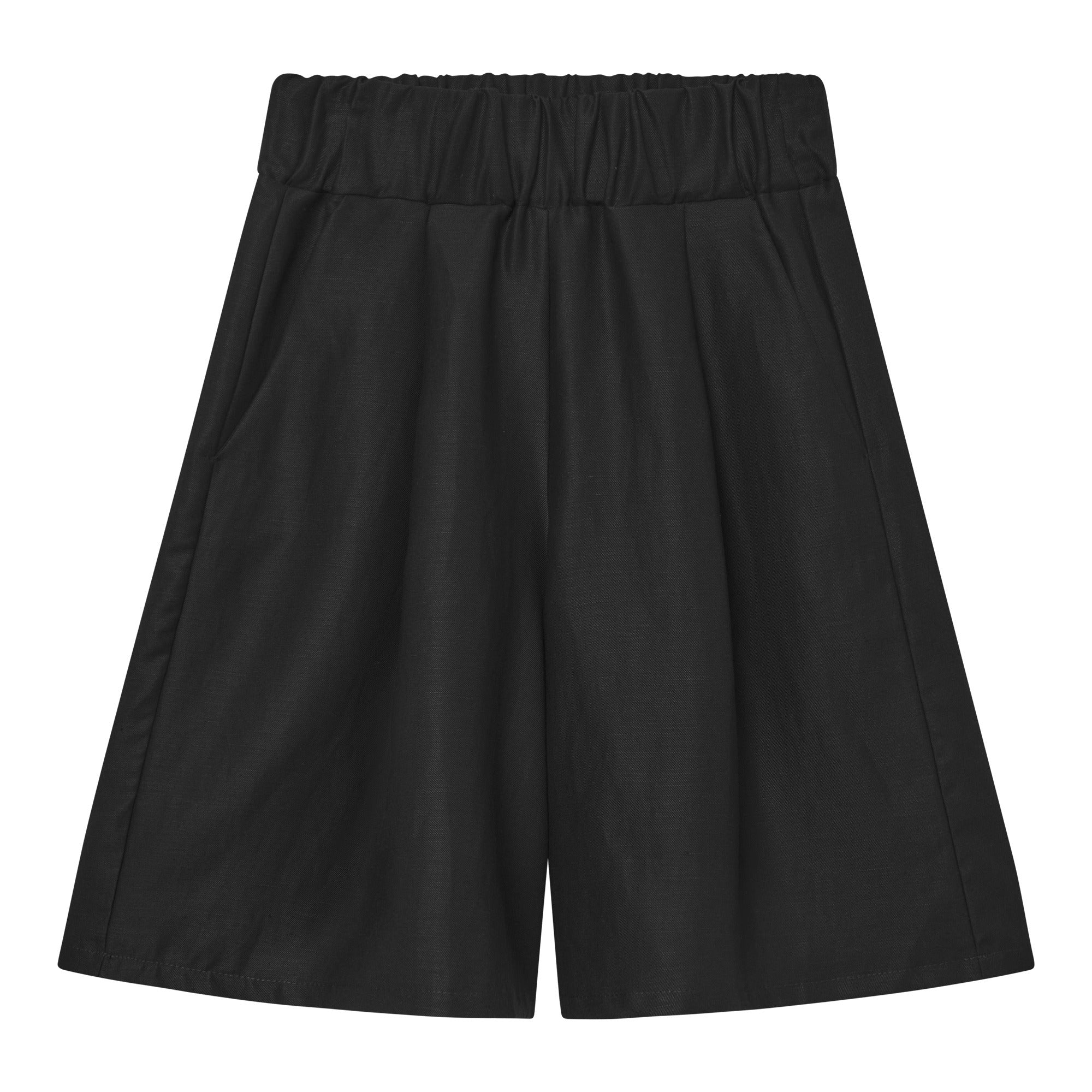 Schwarze Bermudashorts INDI aus Leinen und TENCEL®