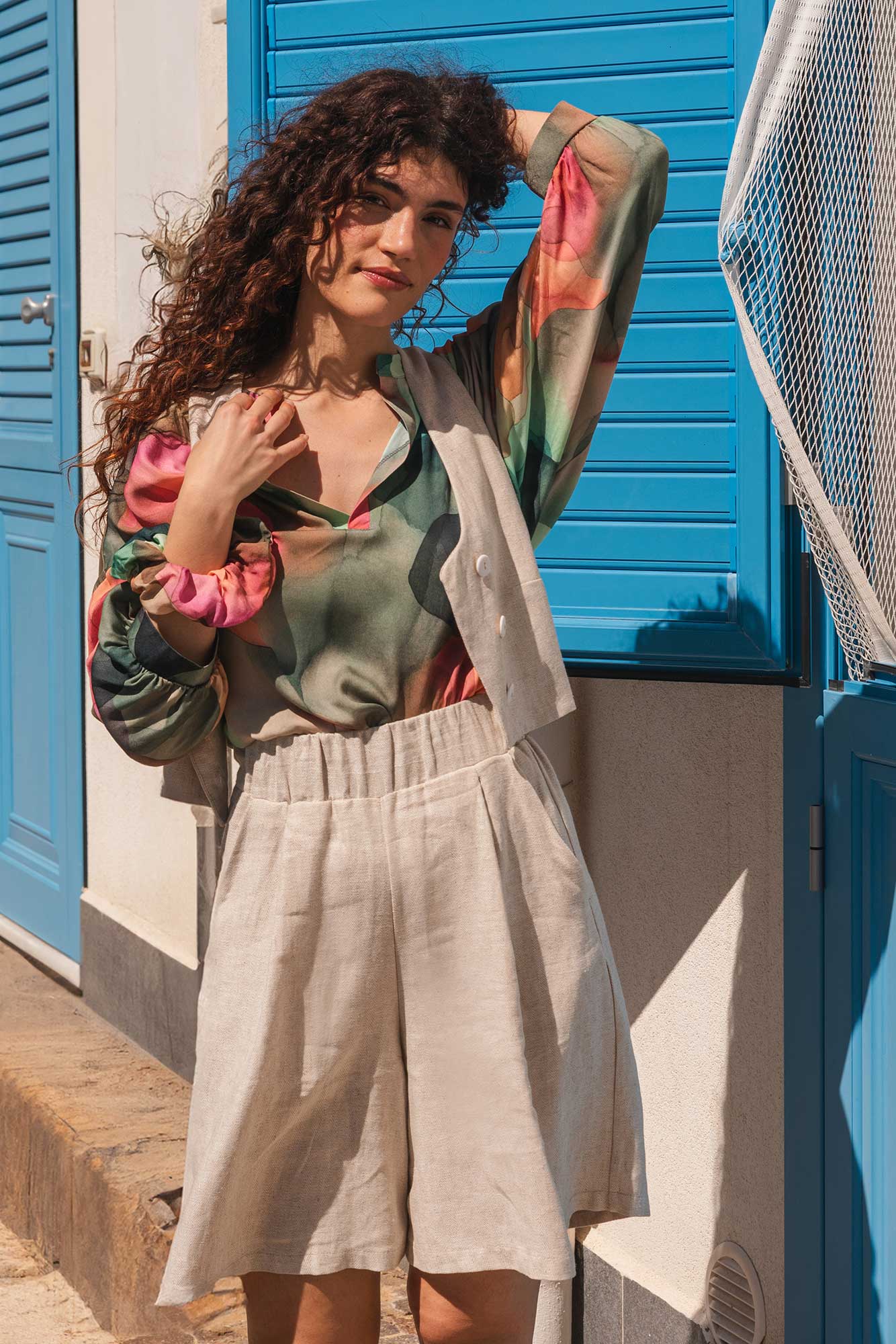 Beige Bermuda-Shorts INDI aus Leinen