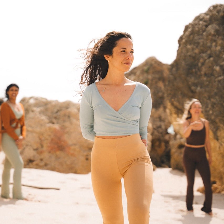 Thaluna Longsleeve Wrap Top Light Blue | Cocou COCOU- simply love it.