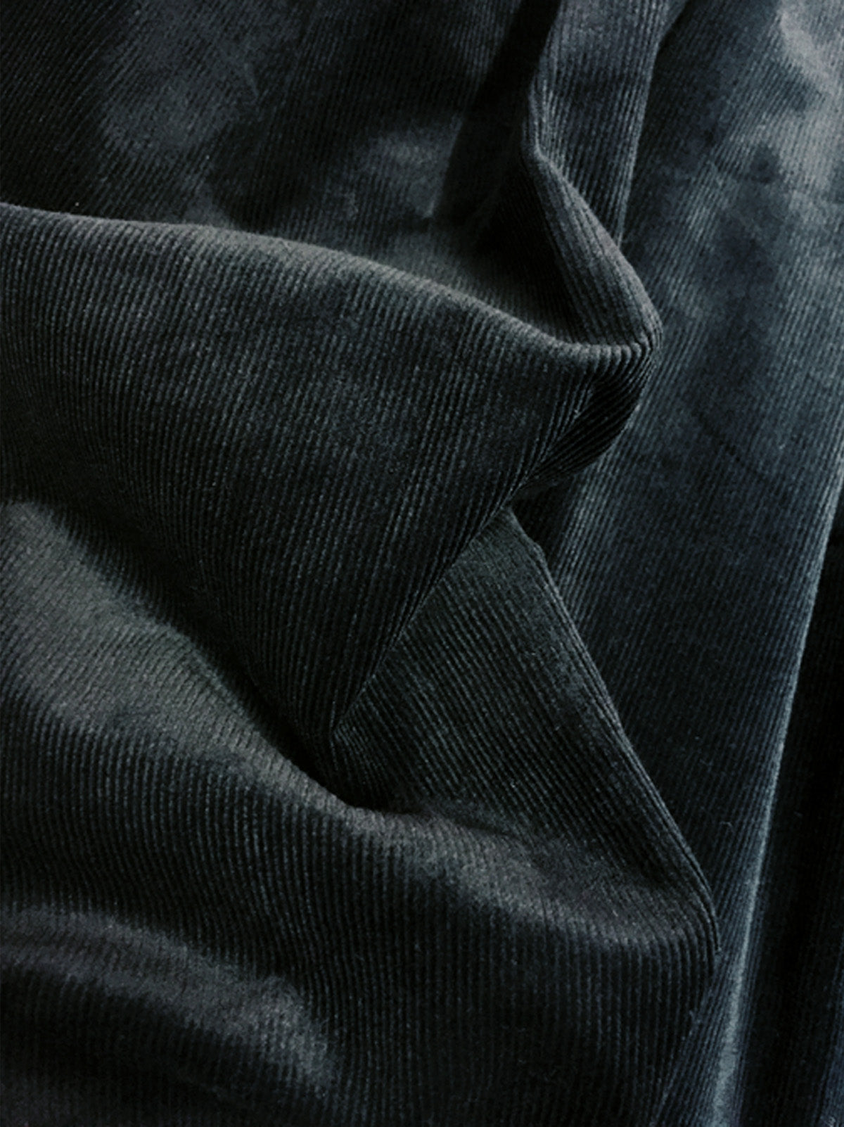 GLEN weite dunkelgrüne Cordhose im Marlene-Stil