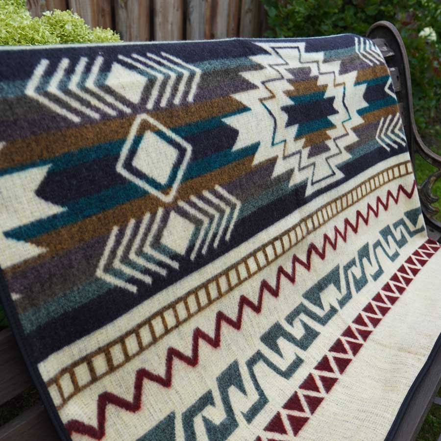 Ethno Kuscheldecke Terracotta