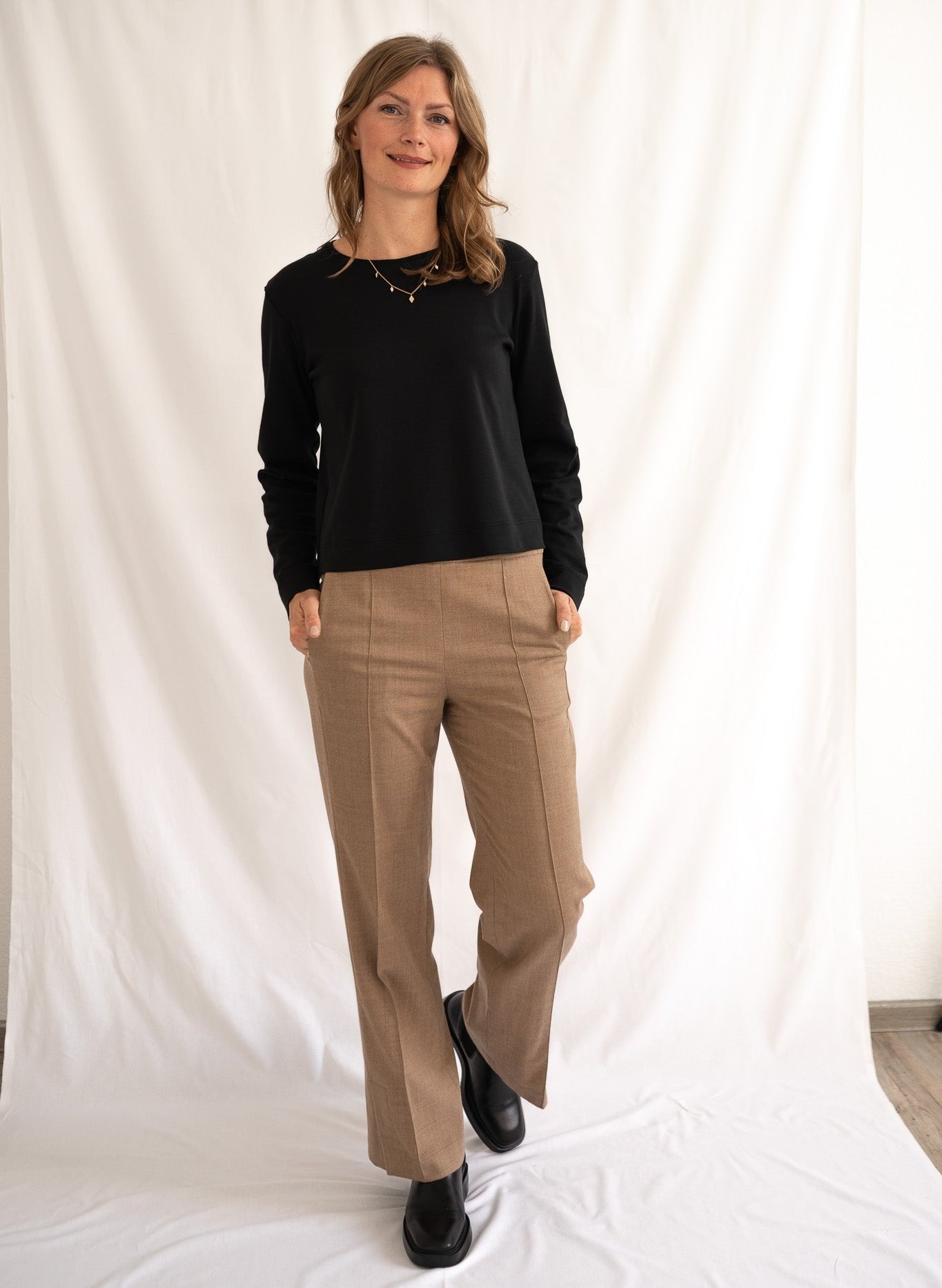 Hose AVEN.I hazelnut