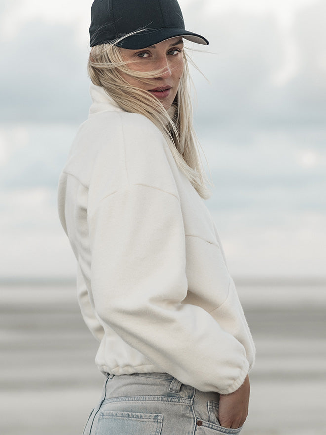 Half-Zip FRIDA – Fleecepulli aus Bio-Baumwolle in Ecru