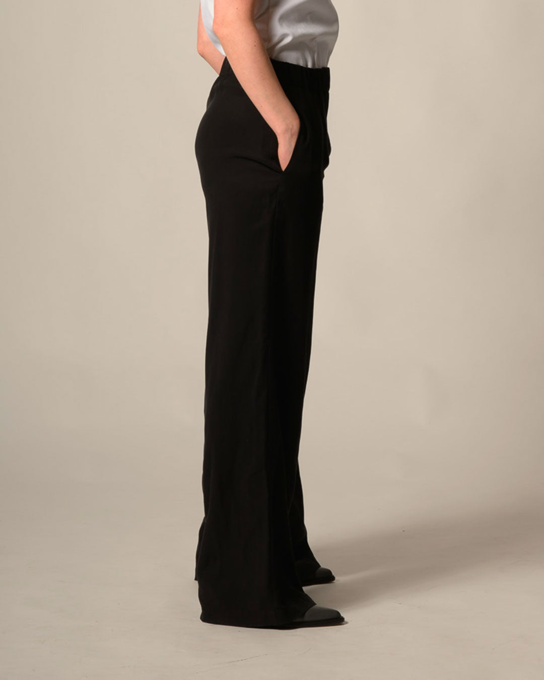 FENJA Hose – Wide Leg-Pant in Schwarz