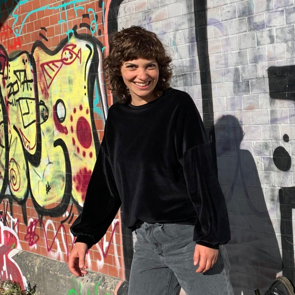 Nickipullover Schwarz für Damen Bio-Baumwolle - handgefertigt in Hamburg | Jede Studio