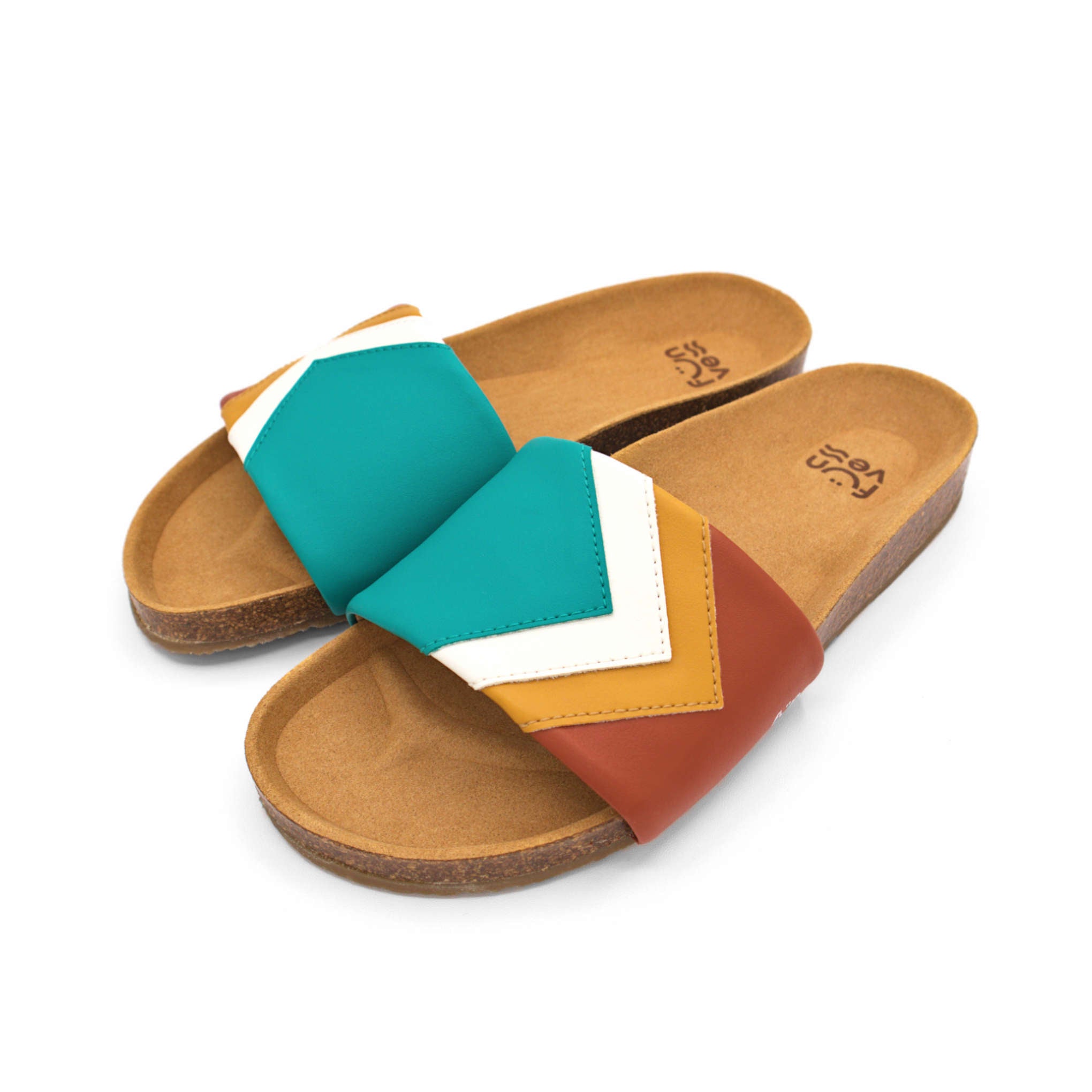 Mit PETA Vegan Award 2023 ausgezeichnete türkis-braune Sandalen; vegan mit Fußbett; Farben Ocean, Weiß, Senf, Terracotta; Marke Fünve; Modell Sunset; seitliche Perspektive