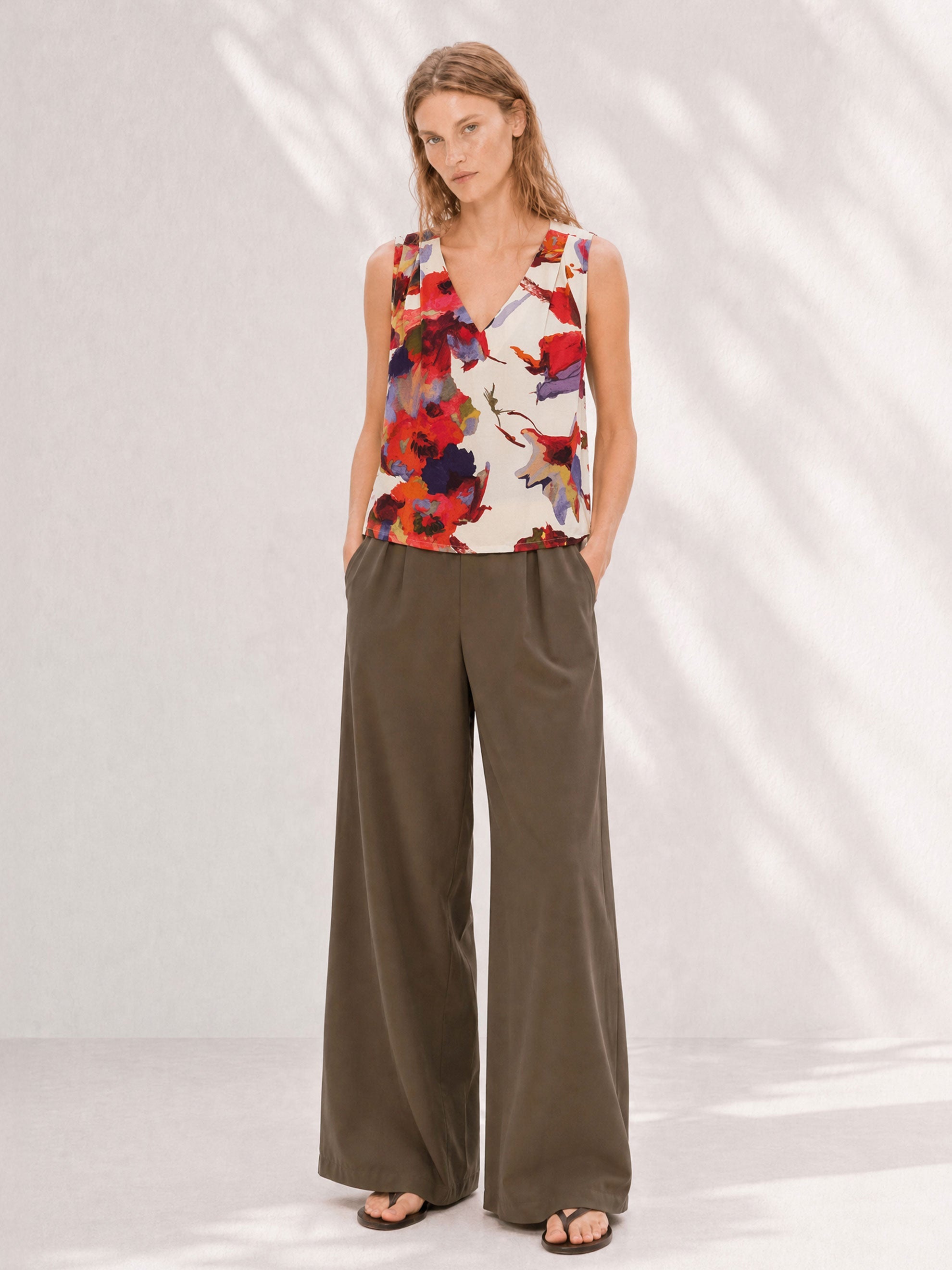 Sommerliches Top FLEUR mit Blumenprint