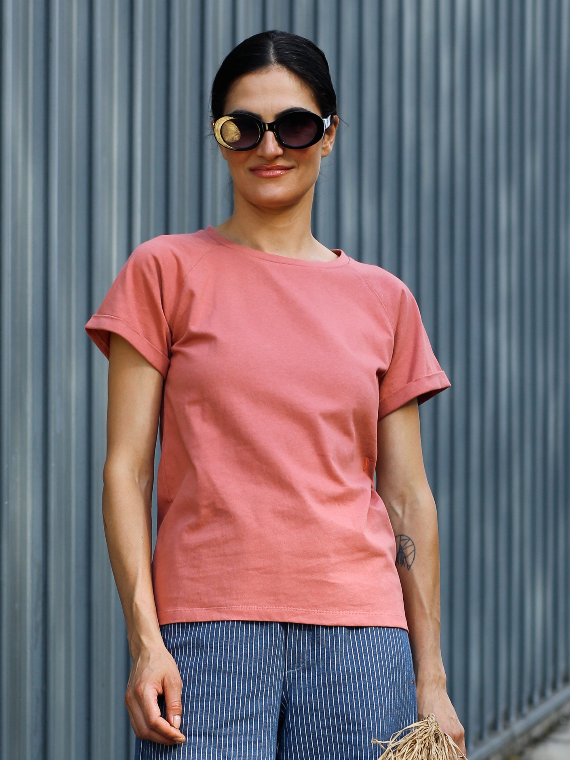 T-Shirt Tara mit recycelter Baumwolle in burnt red | Sweersocean