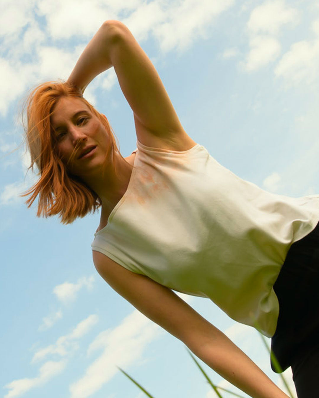 Top mit U-Boot-Ausschnitt Plant Dye aus Bio-Baumwolle