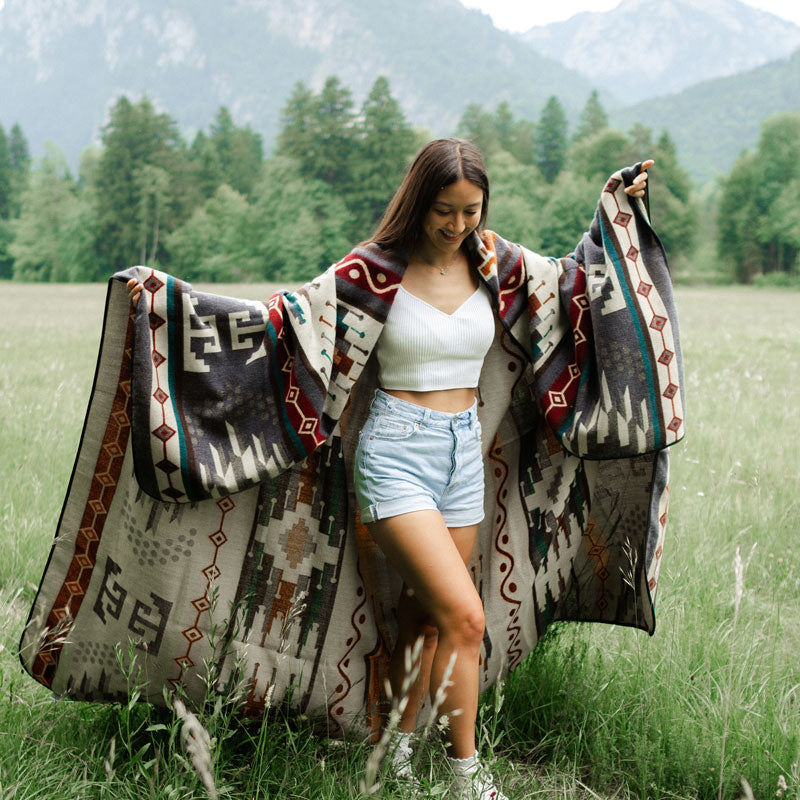 ETHNO Kingsize Decke Cayambe Grey Stone