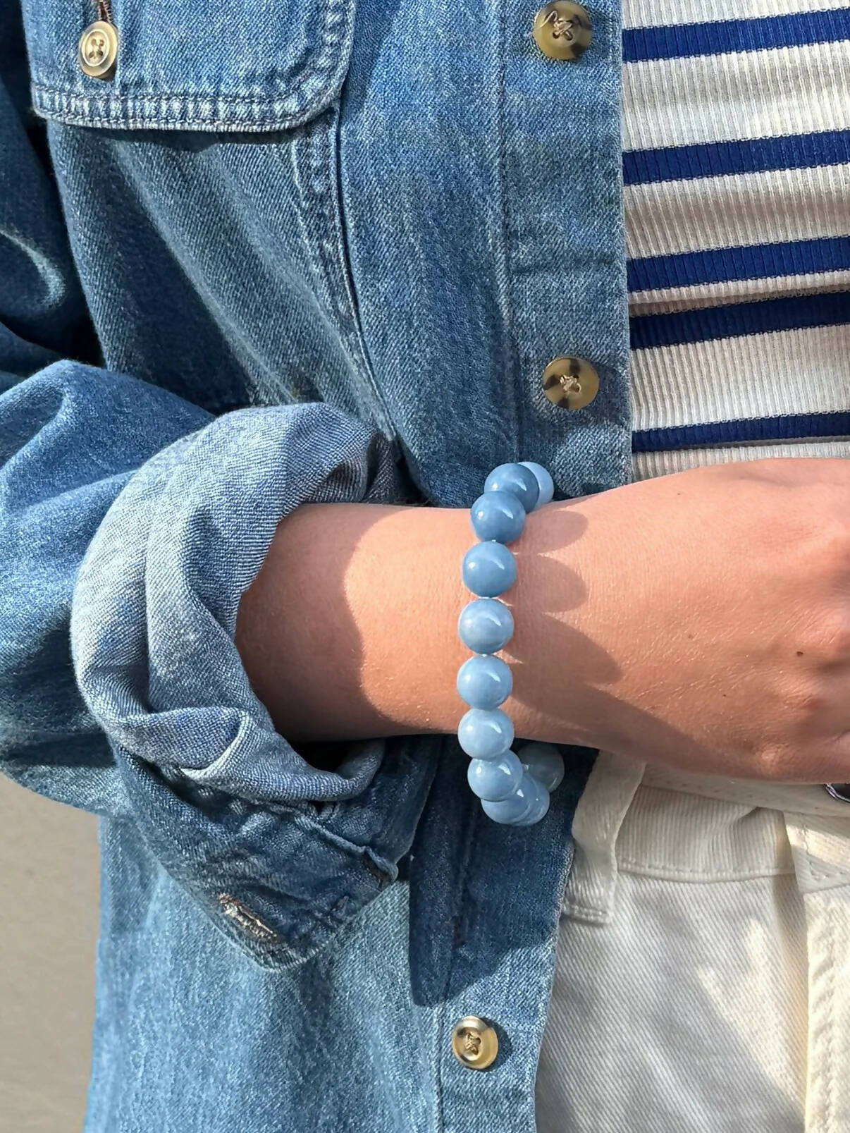 Chunky Aquamarin Armband am Arm – Soi
