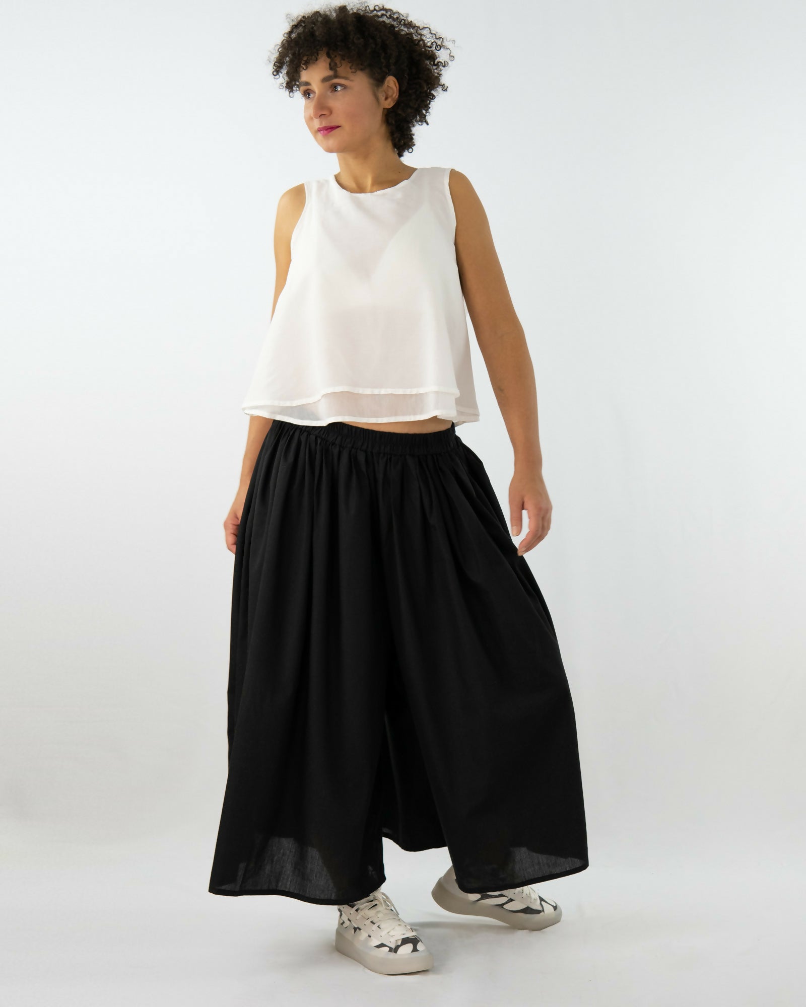 OF28_Hosenrock ZERO + Seidenbluse, ärmellos--9