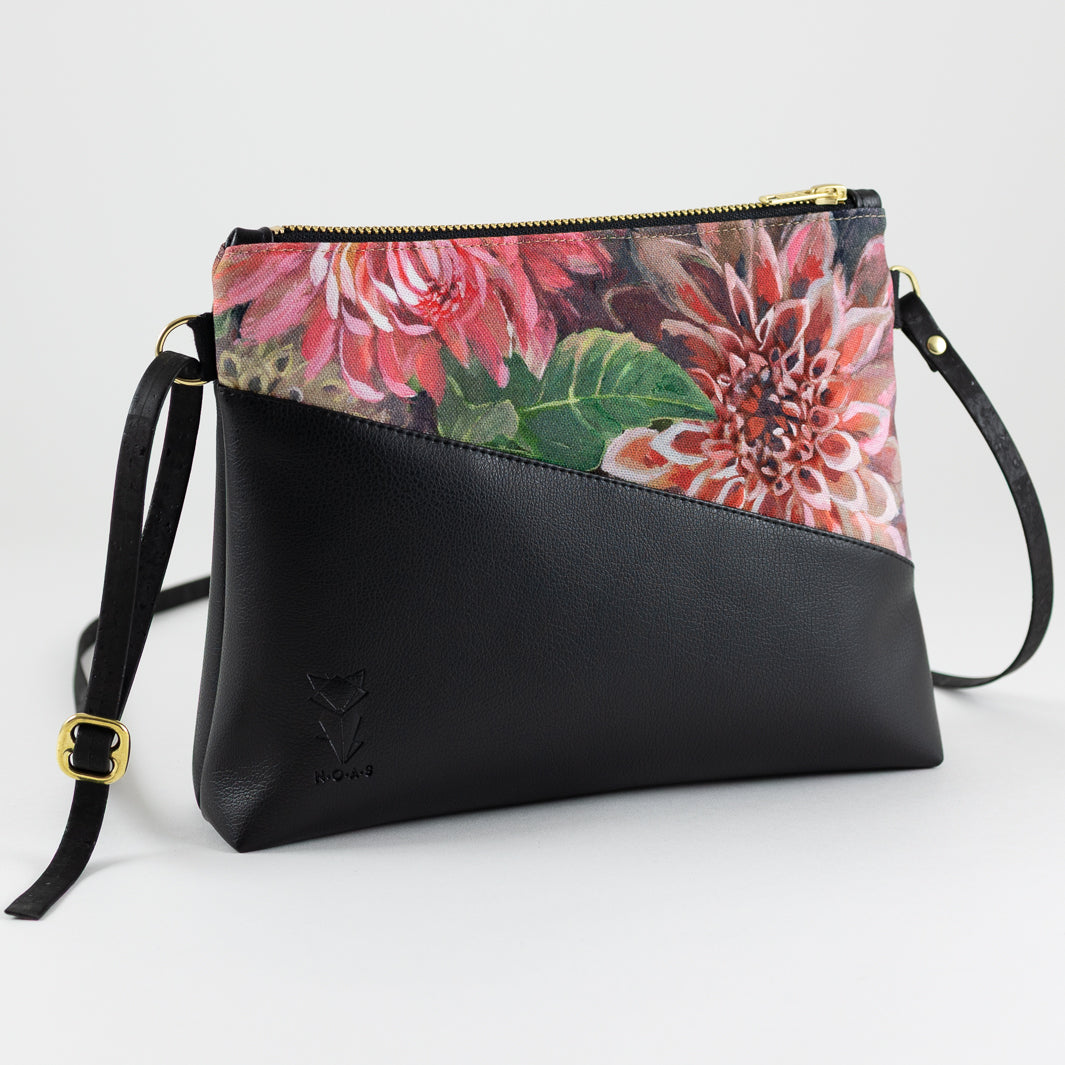 Kleine Handtasche Spring Blossom mit Reißverschlusstasche - vegan und handgefertigt in Berlin | NOAS