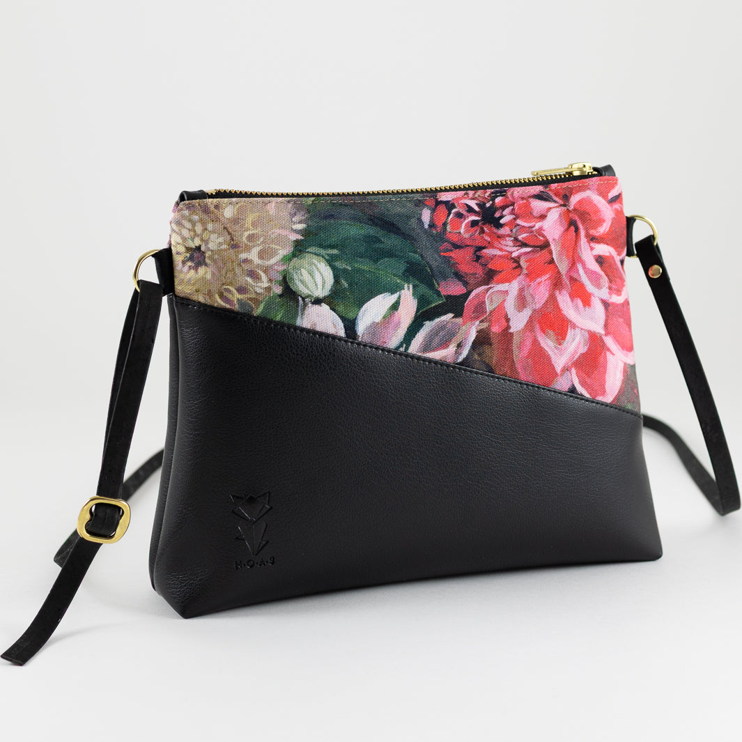 Kleine Handtasche Spring Blossom mit Reißverschlusstasche - vegan und handgefertigt in Berlin | NOAS