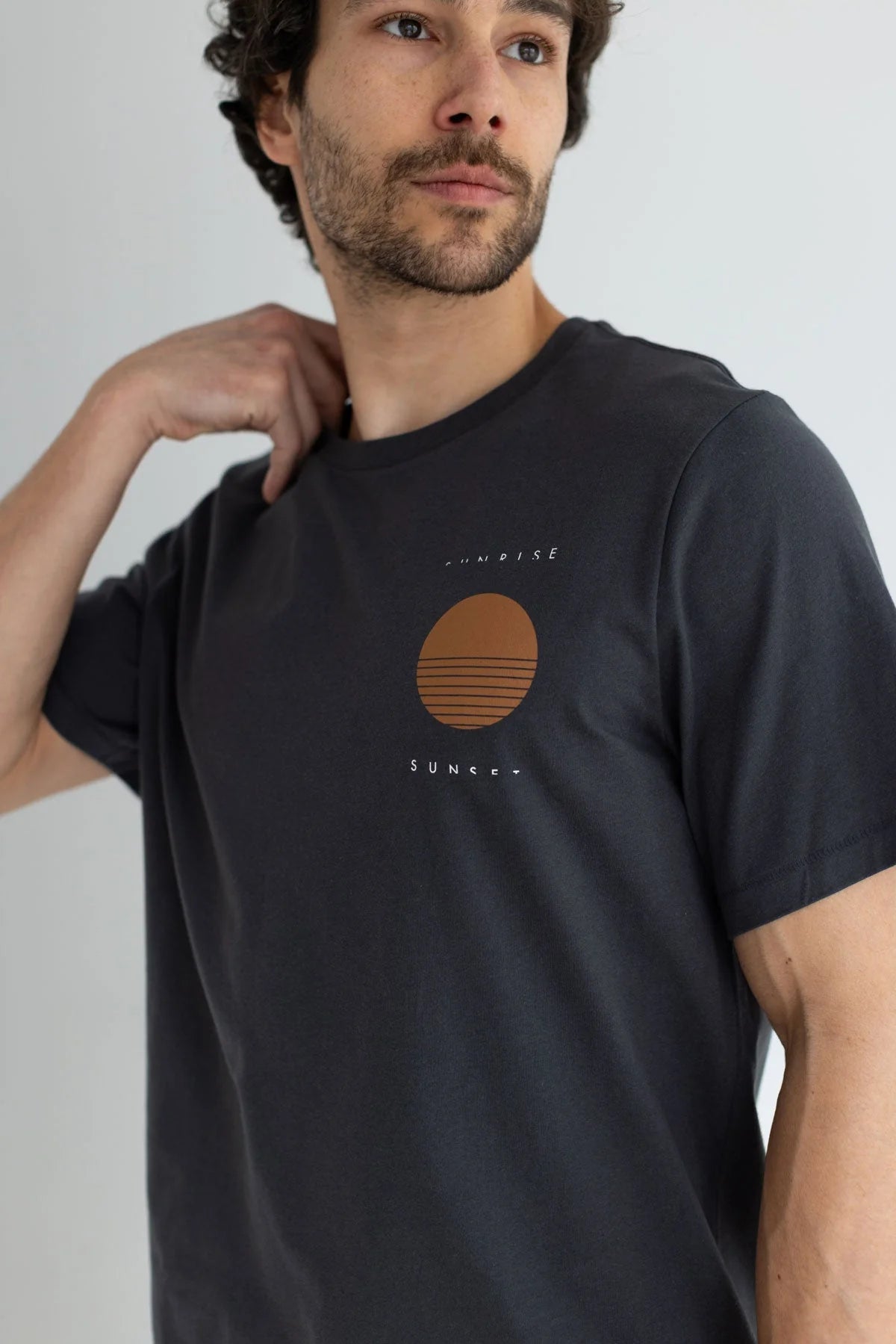 TWOTHIRDS Herren T-Shirt Killingq Dark Sand (Bio-Baumwolle)