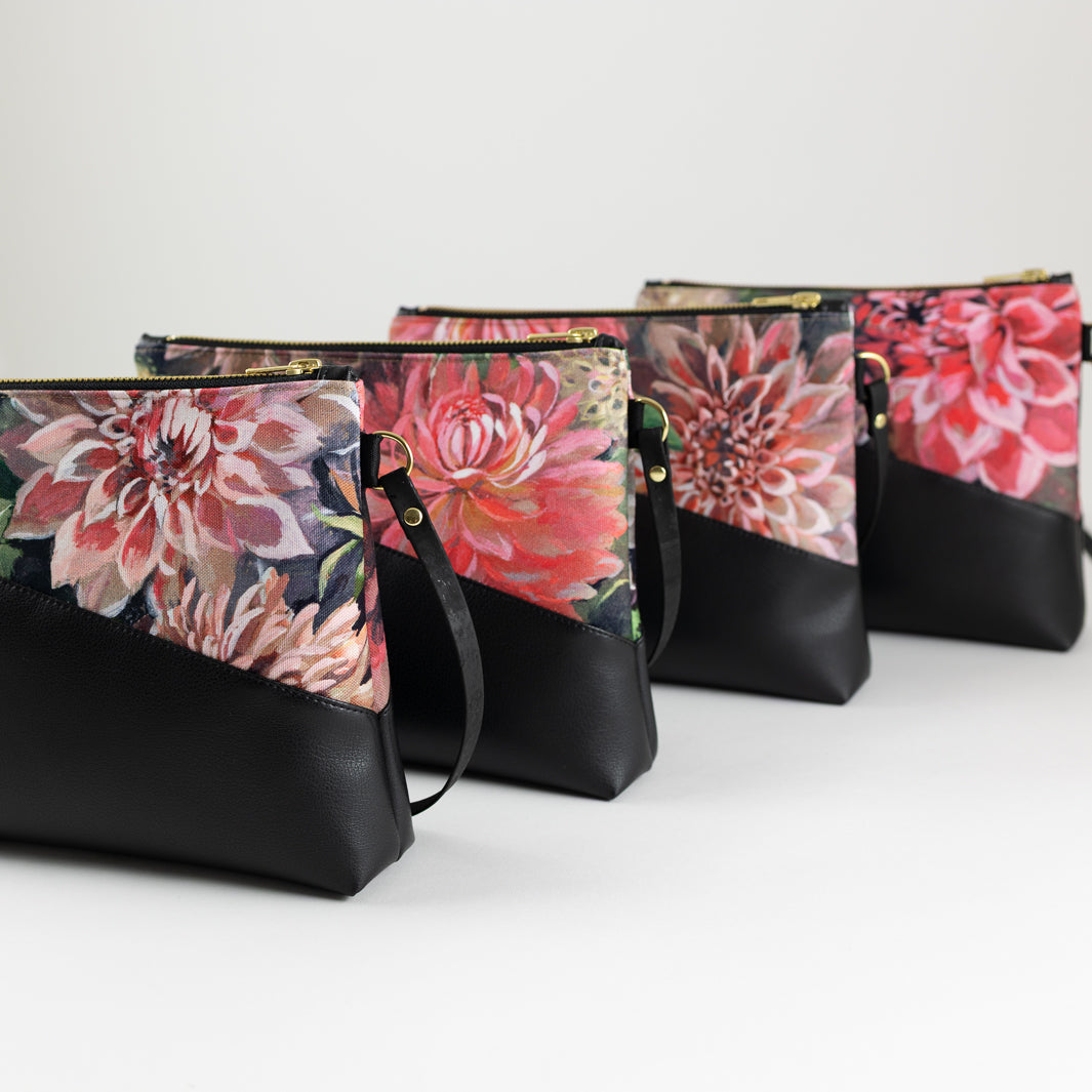 Kleine Handtasche Spring Blossom mit Reißverschlusstasche - vegan und handgefertigt in Berlin | NOAS
