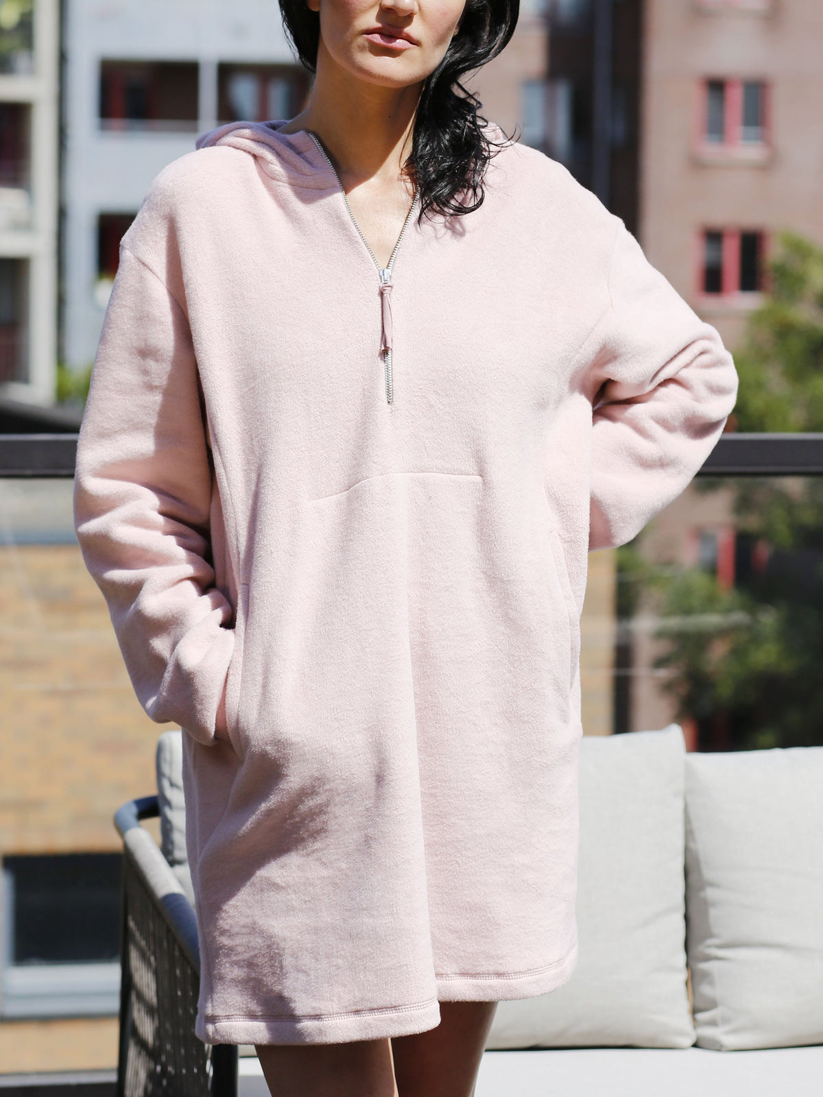 Loungewear Kleid Pearl aus weichem Baumwoll-Fleece in Dusty-Pink | sweersocean