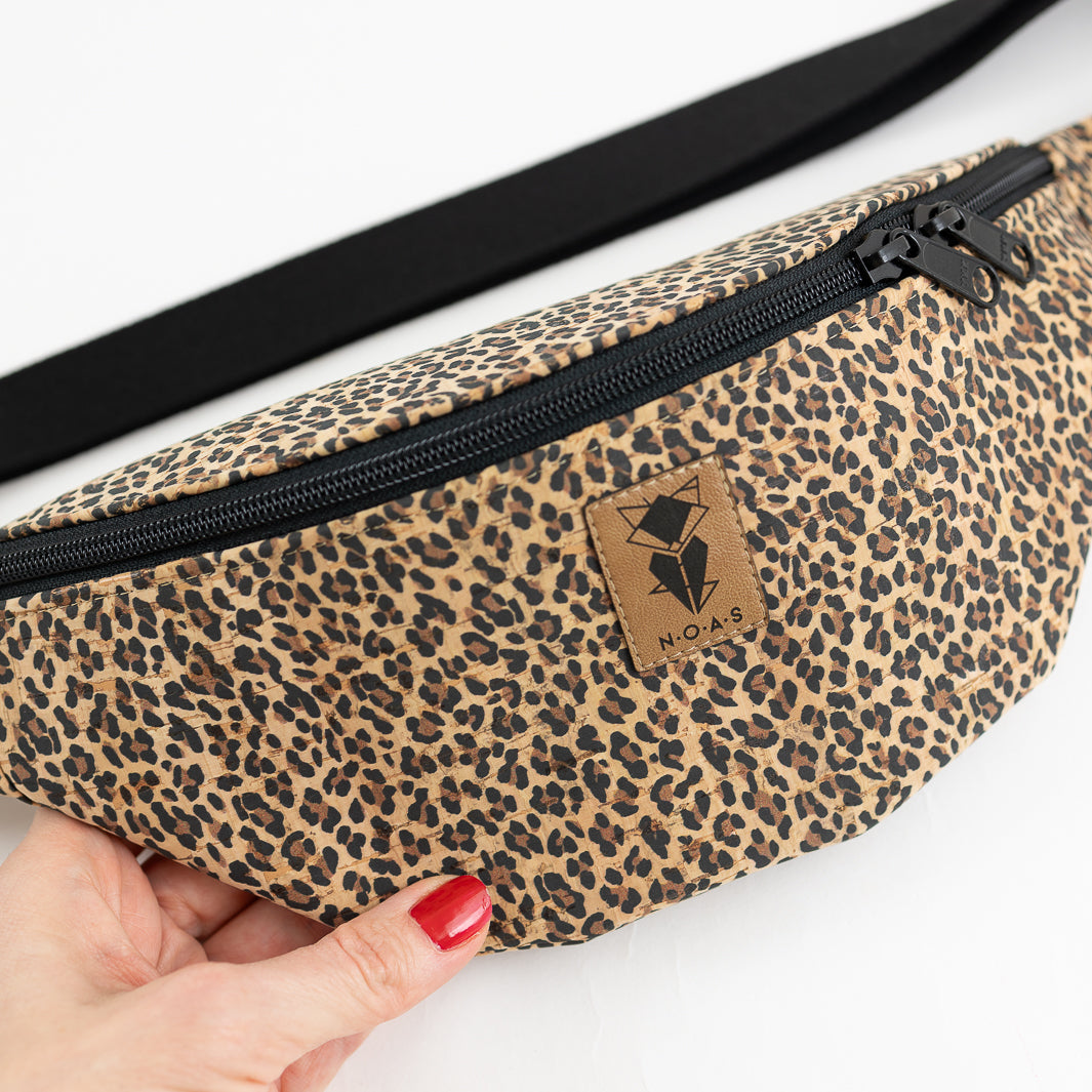 Bauchtasche Kork LEO Size M - vegan und handgefertigt in Berlin | NOAS