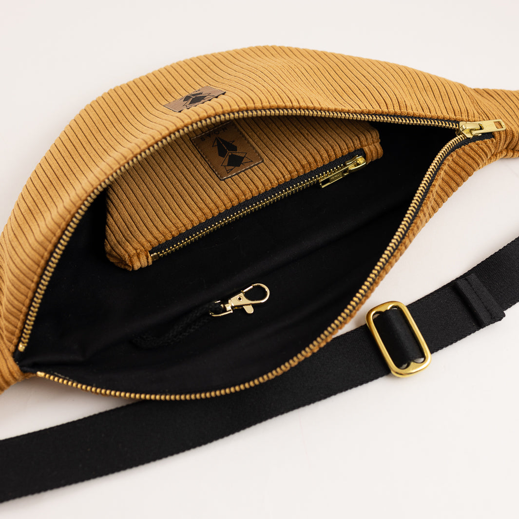 Bauchtasche Cord Honiggelb Size L - vegan und handgefertigt in Berlin | NOAS Berlin