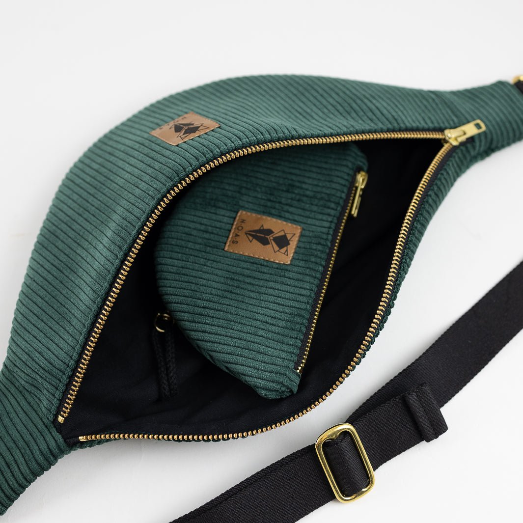 Bauchtasche CORD Waldgrün Size L - vegan und handgefertigt in Berlin | NOAS Berlin NOAS- simply love it.