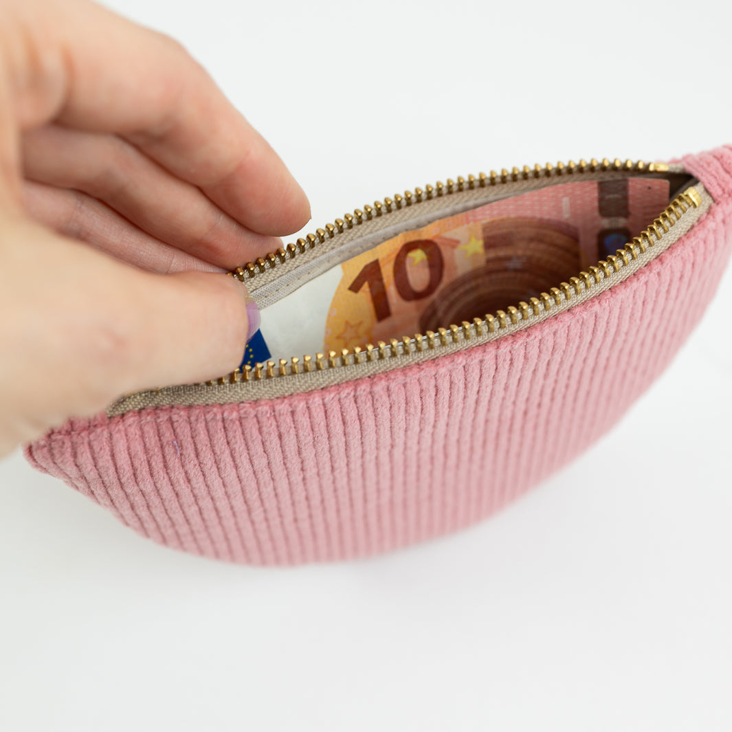 Bauchtasche Cord Bubblegum Size M - vegan und handgefertigt in Berlin | NOAS