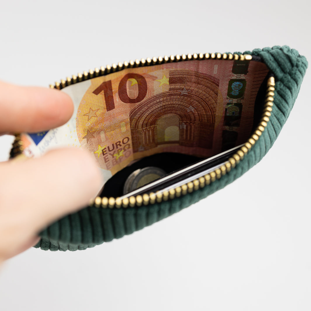 Moon Bag Geldbösre Cord Honiggelb - vegan und handgefertigt in Berlin | NOAS