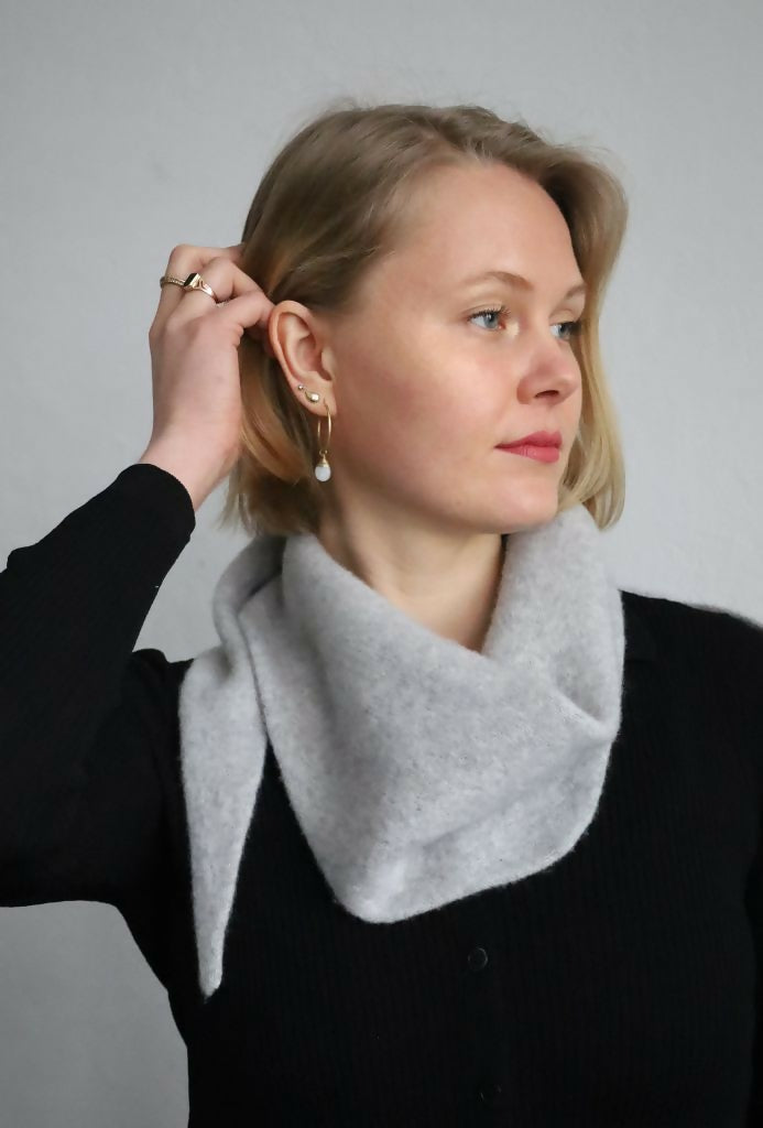 Dreieckstuch SIMPLE Flanella Grey Melange