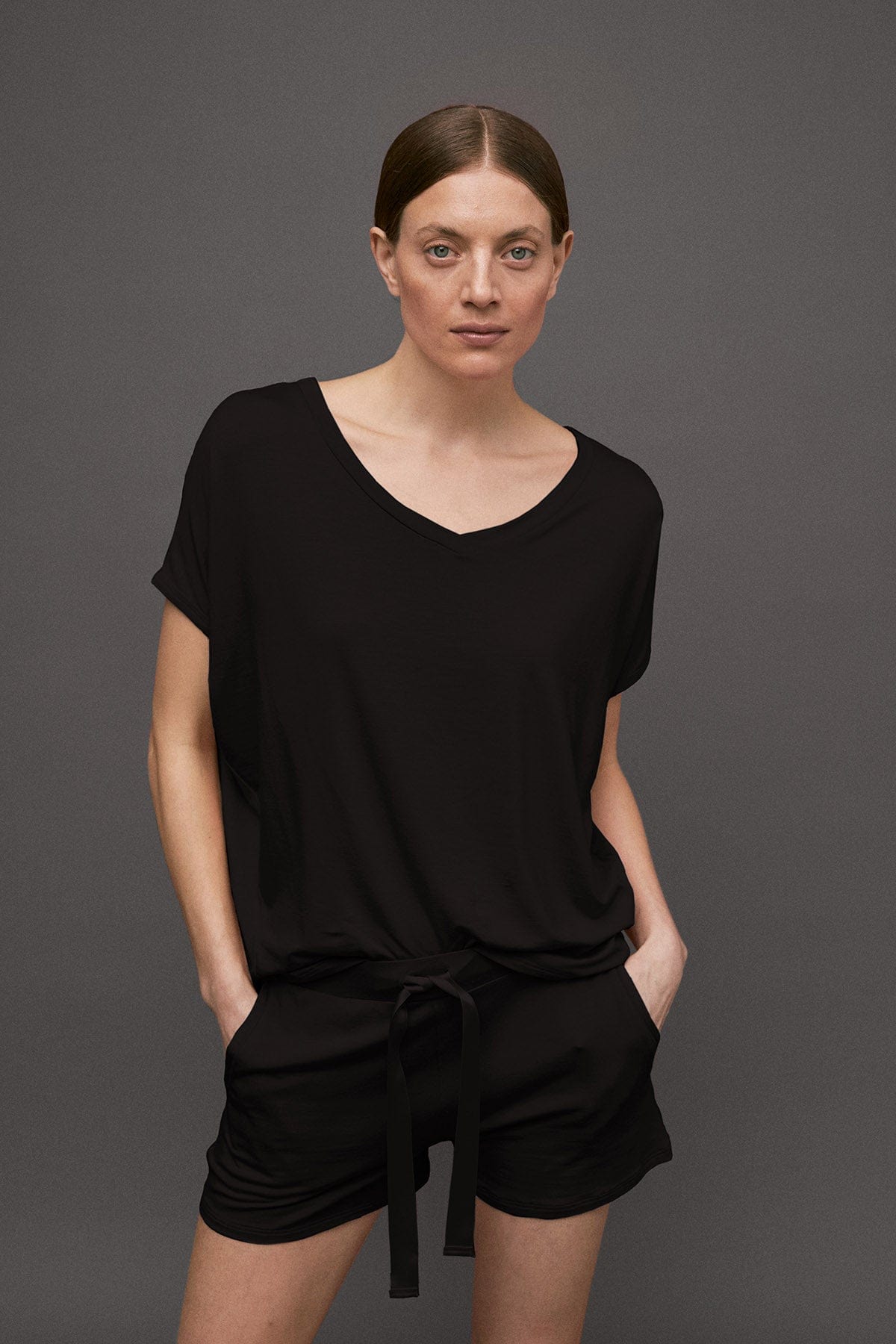 regina-296 XS / Schwarz Clara Shirt