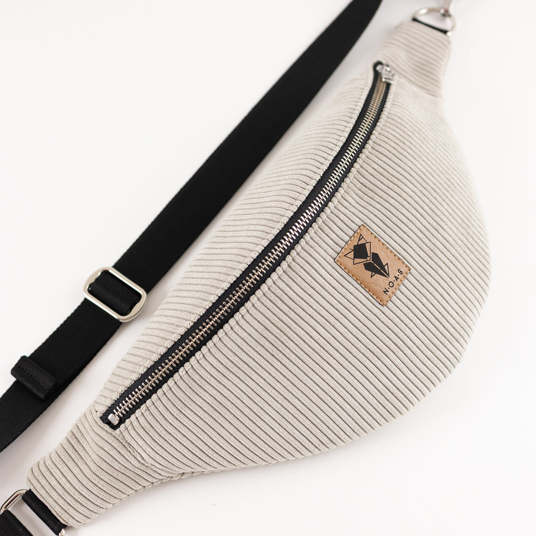 Bauchtasche CORD Greige Size L - vegan und handgefertigt in Berlin | NOAS