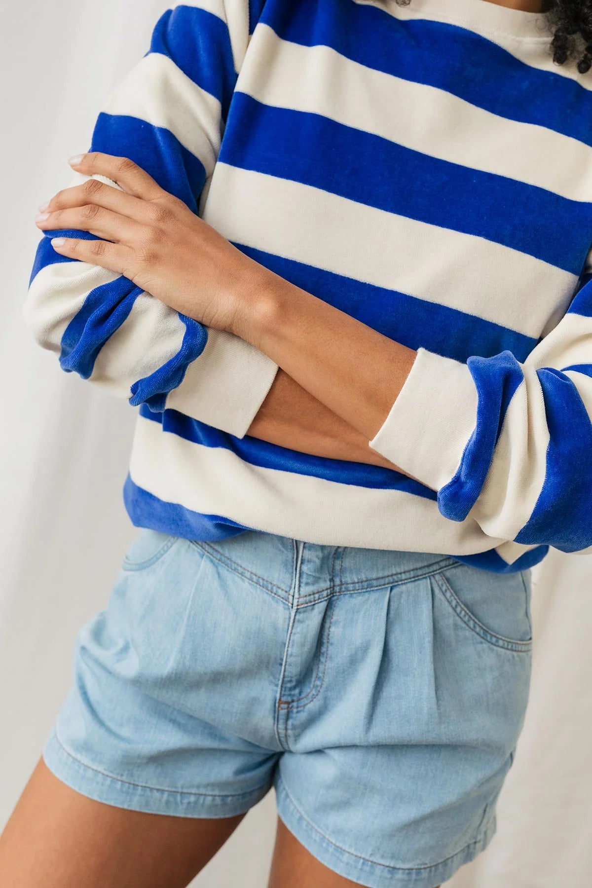 Nickipullover Hawi weiß blau gestreift – TWOTHIRDS