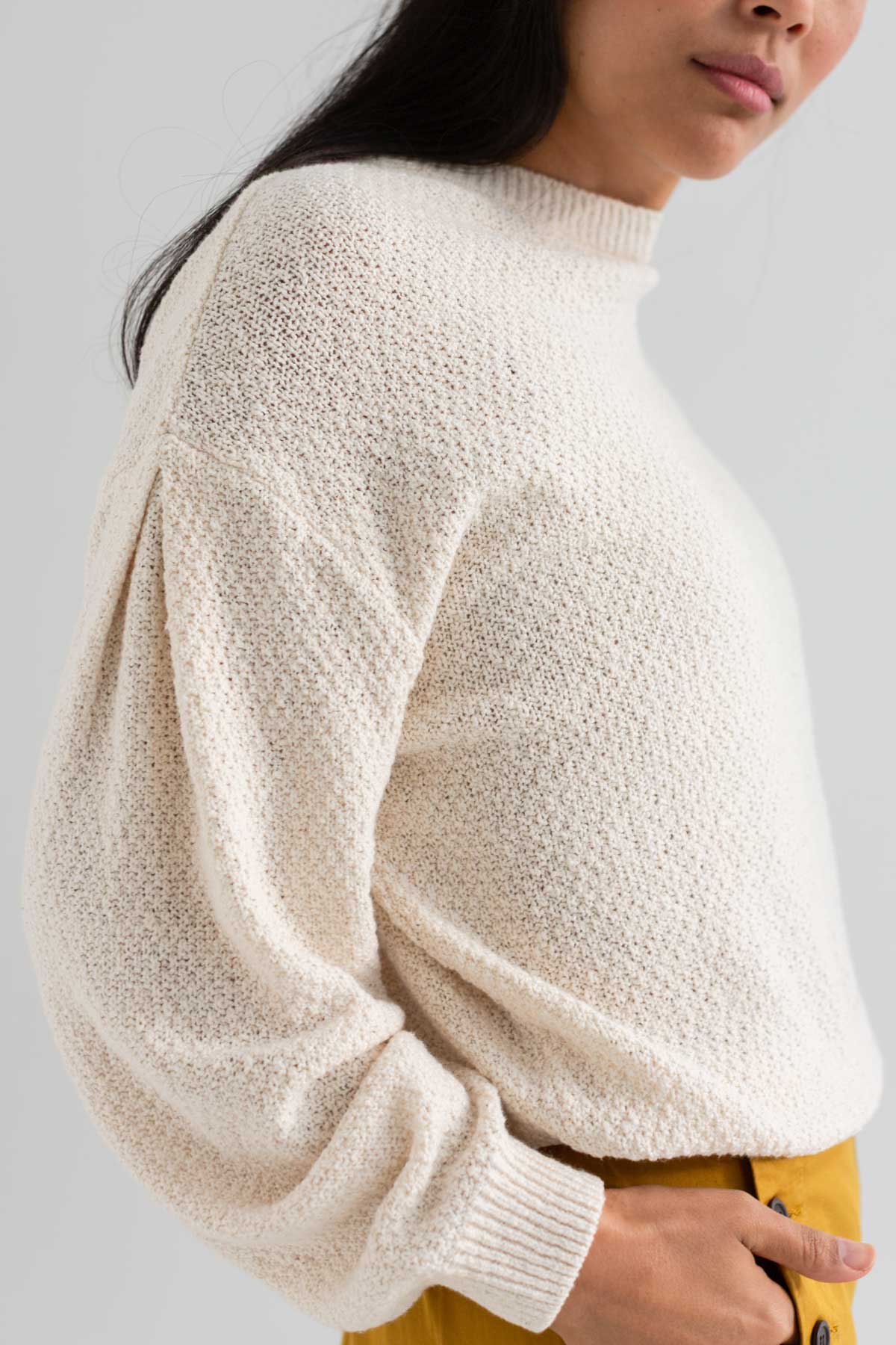 Damen Pullover Llombards off white Twothirds seitlich