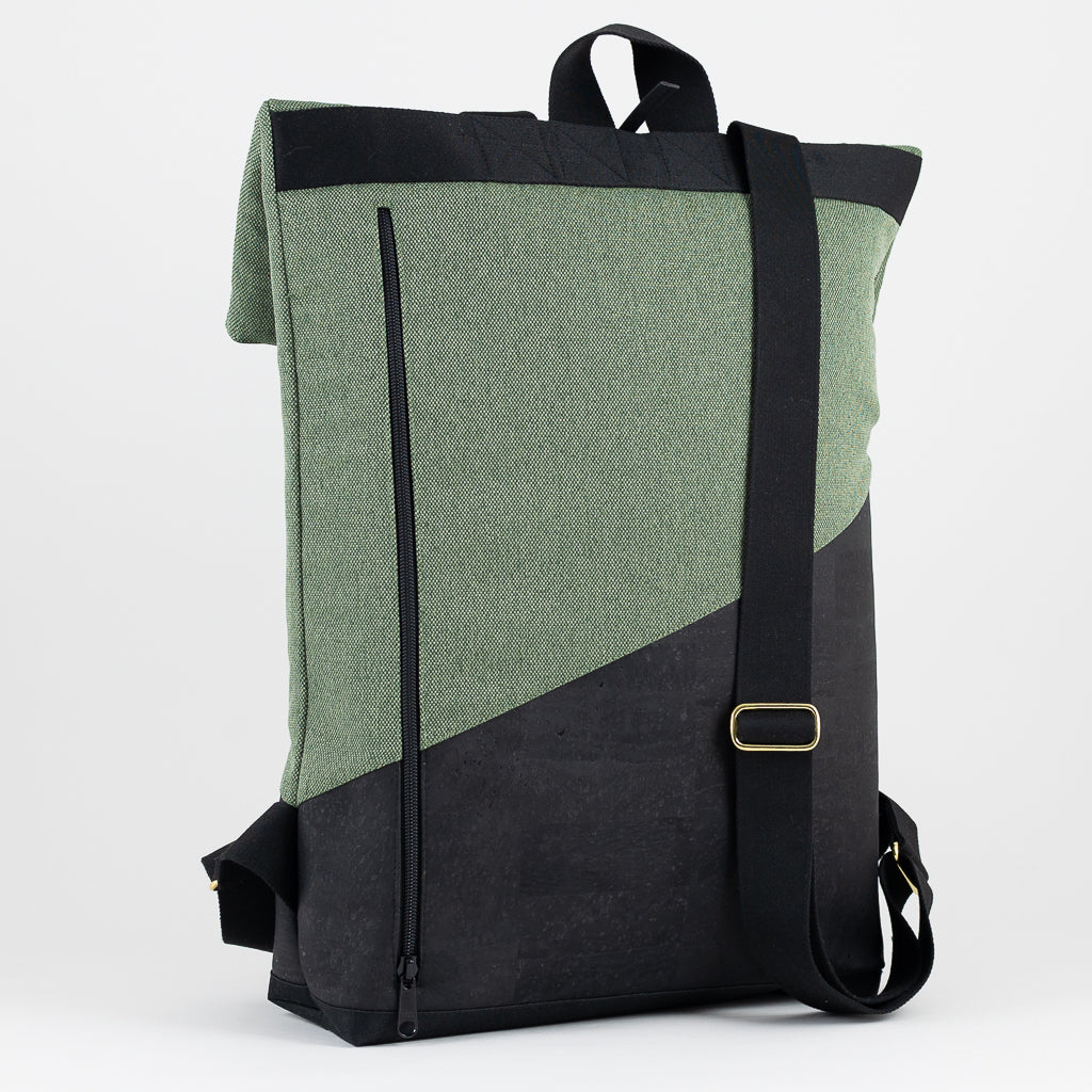 Großer Rolltop Rucksack Kork Schwarz Canvas Waldgrün mit Laptopfach - vegan und handgefertigt in Berlin | NOAS