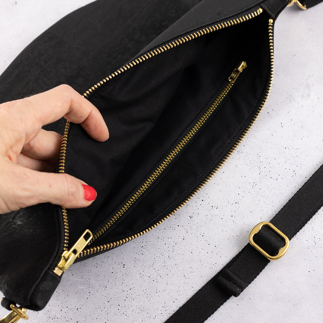 Moon Bag Kork Schwarz