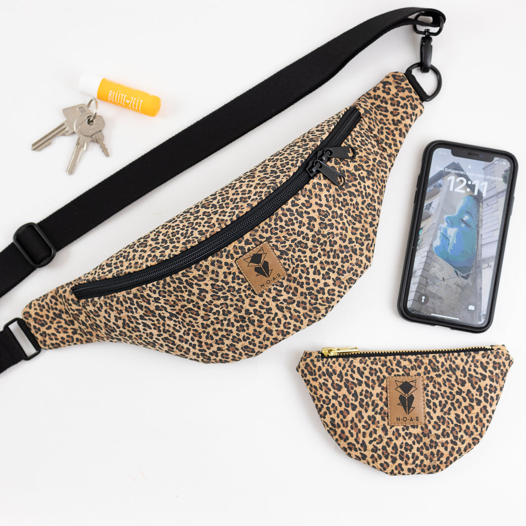 Bauchtasche Kork LEO Size M - vegan und handgefertigt in Berlin | NOAS