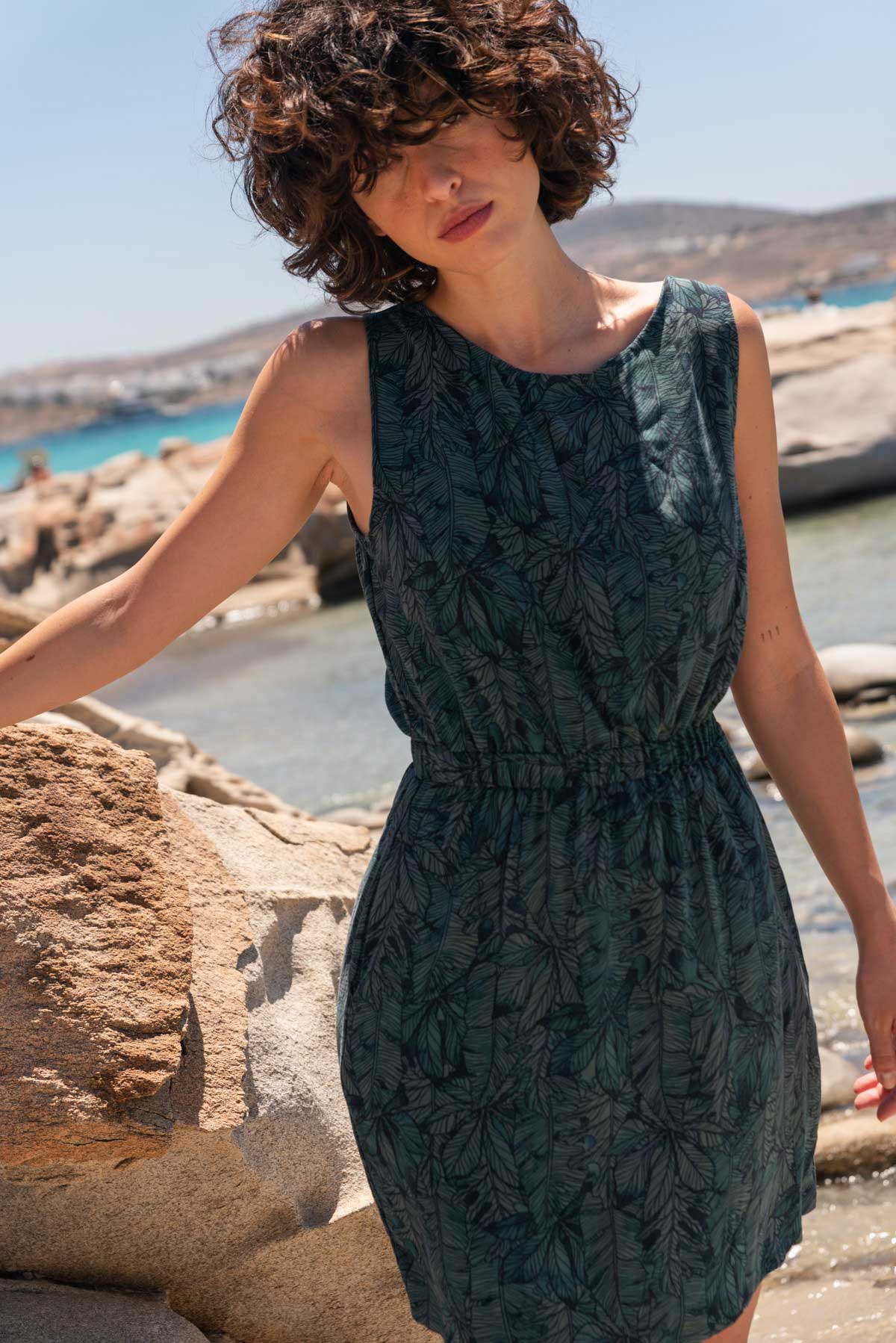 Kleid RIVA mit Rückenschlitz