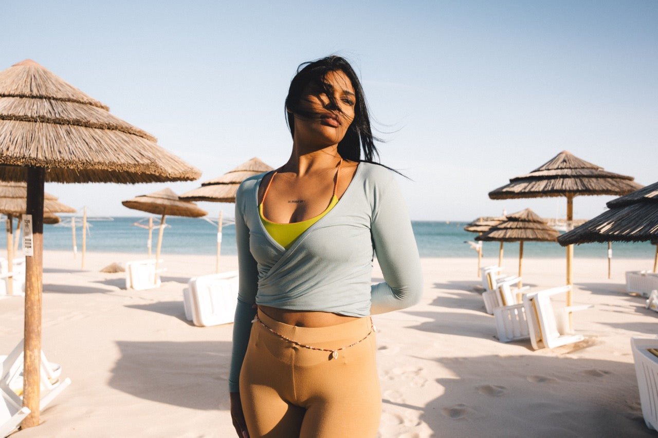 Thaluna Longsleeve Wrap Top Light Blue | Cocou COCOU- simply love it.