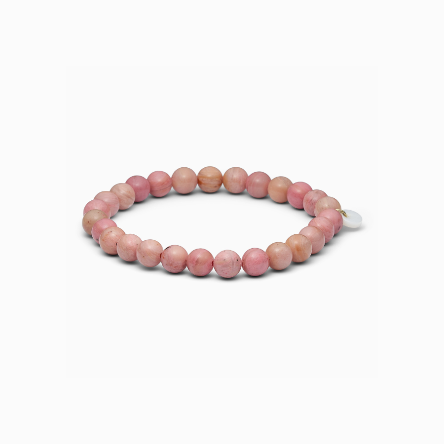 rosa Edelsteinarmband mit 6mm Perlen aus Rhodonit von der dänischen Marke Soi