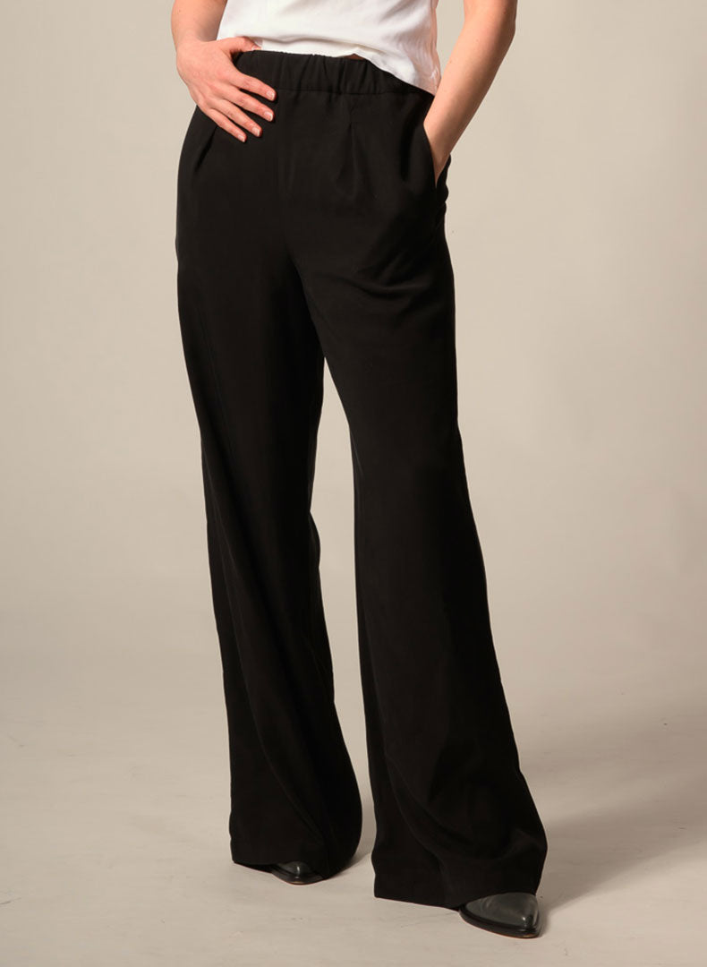 FENJA Hose – Wide Leg-Pant in Schwarz