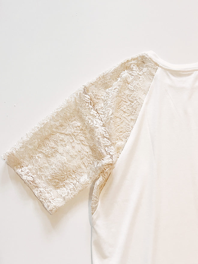 LACEY 2 T-Shirt loose fit - mit Spitze in Ecru