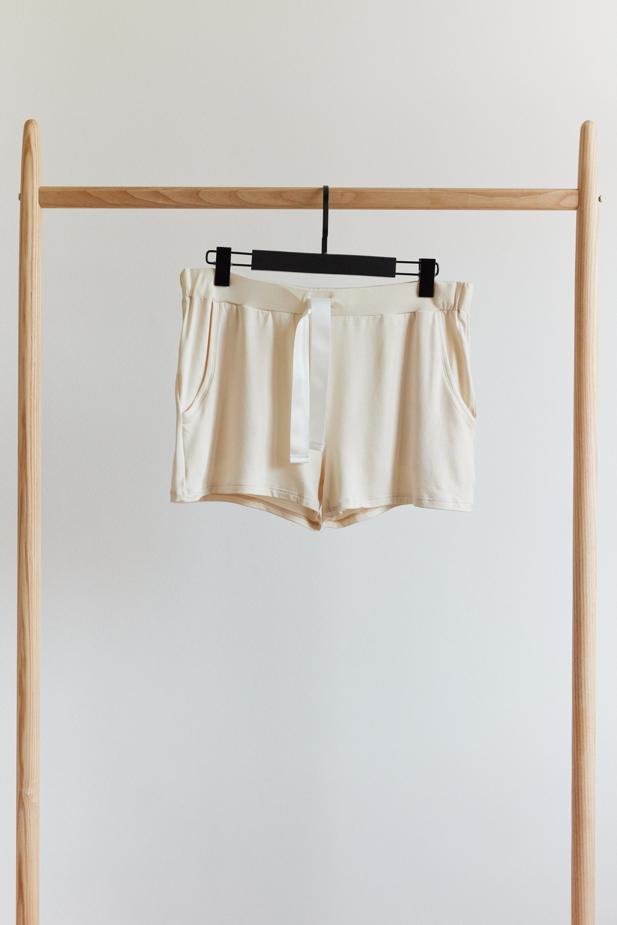 Bea Shorts beige