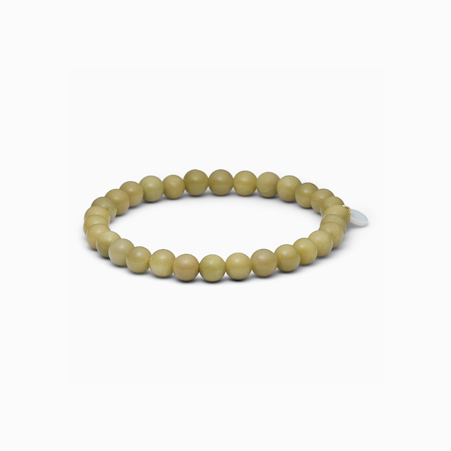 grünes Edelsteinarmband mit 6mm Perlen aus Achat von der dänischen Marke Soi
