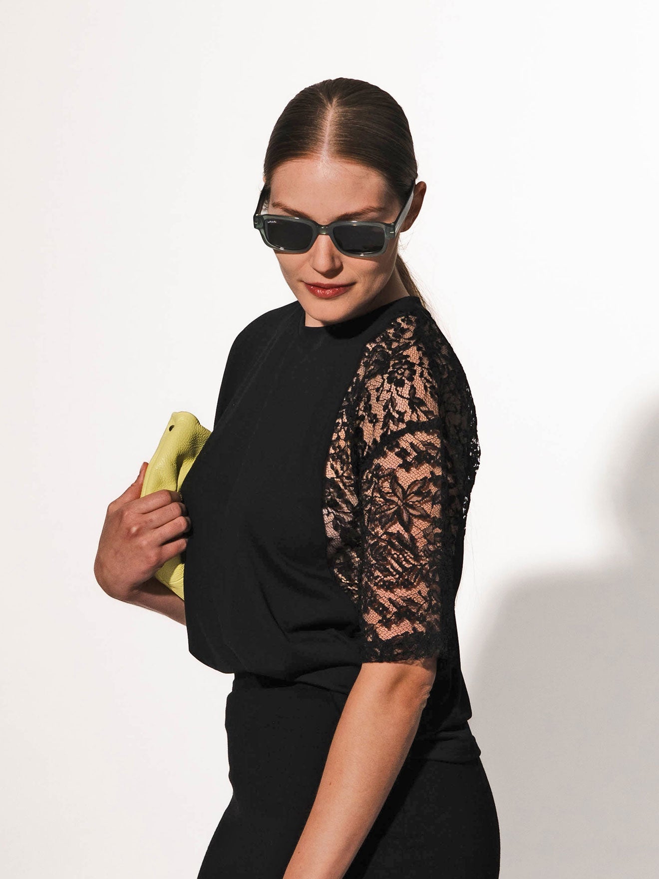 LACEY 2 T-Shirt loose fit – mit Spitze in schwarz