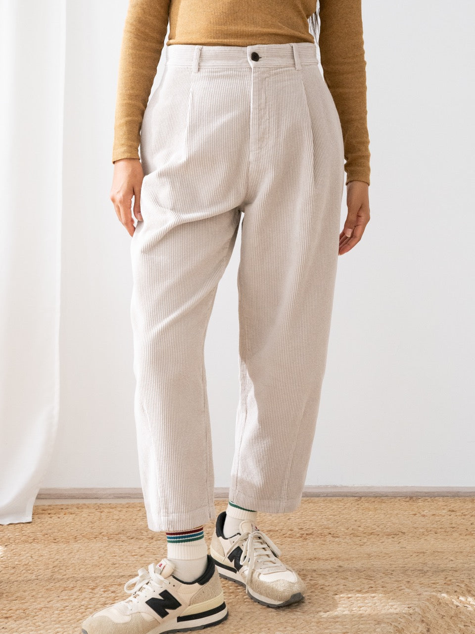 TWOTHIRDS Cordhose Haruku Feather Grey für Damen